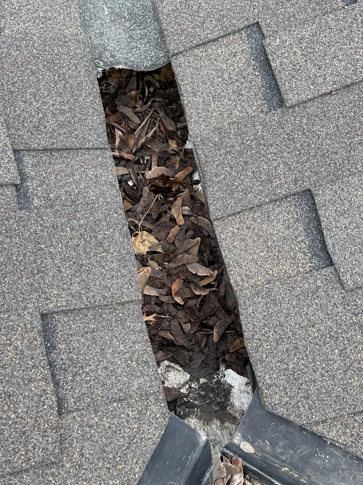 Hidden Roof Valley Buildup